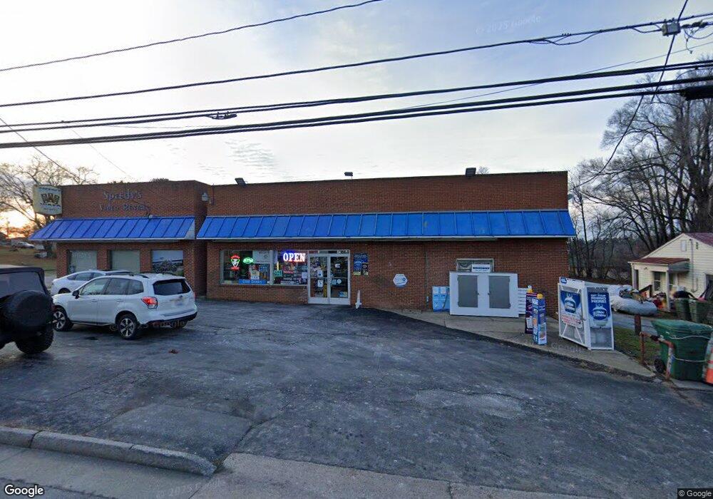 1705 N Delphine Ave, Waynesboro, VA 22980 - photo 1