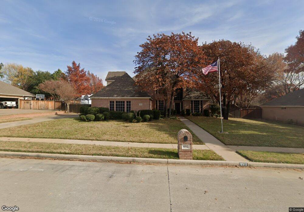 8312 Thornhill Dr, North Richland Hills, TX 76182 - photo 1