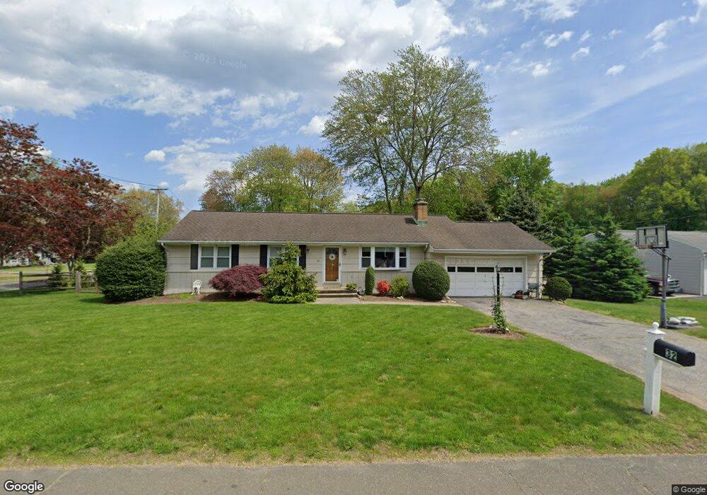 32 Westwood Rd, Trumbull, CT 06611 - photo 1