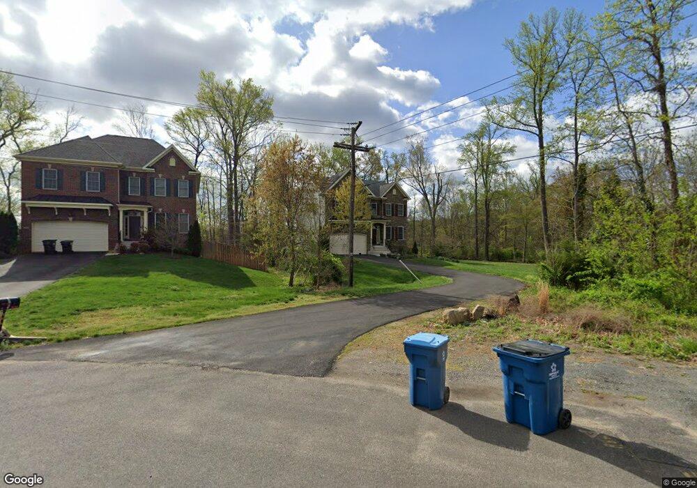 7717 Pohick River Dr, Lorton, VA 22079 - photo 1