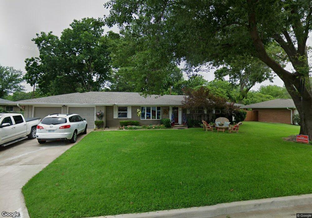 1909 Melody Ln, Ardmore, OK 73401 - photo 1