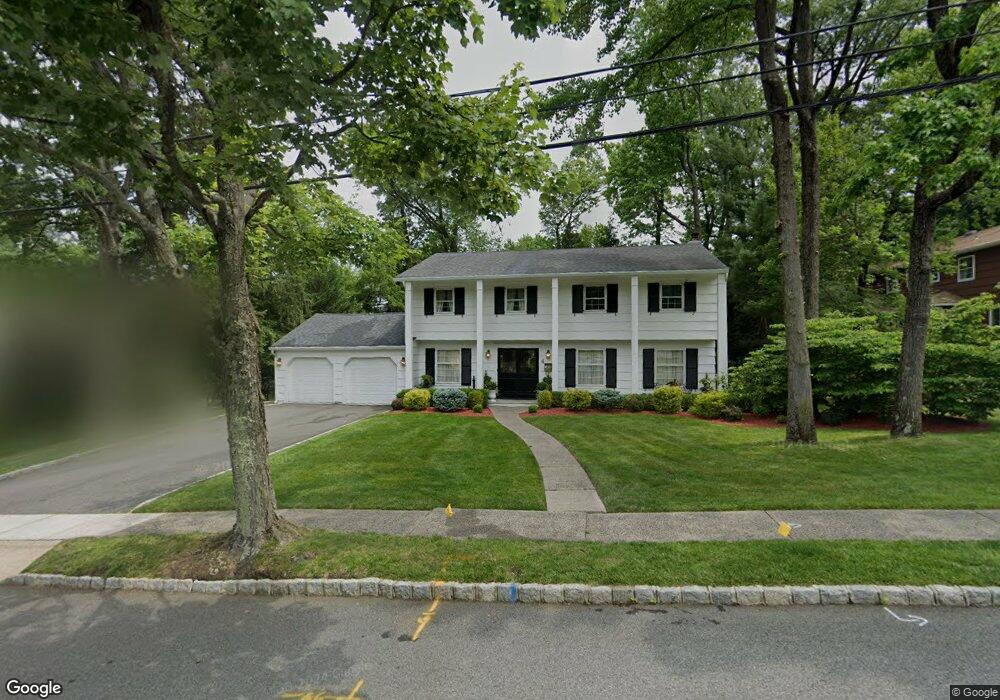 4 Ravine Rd, Verona, NJ 07044 - photo 1