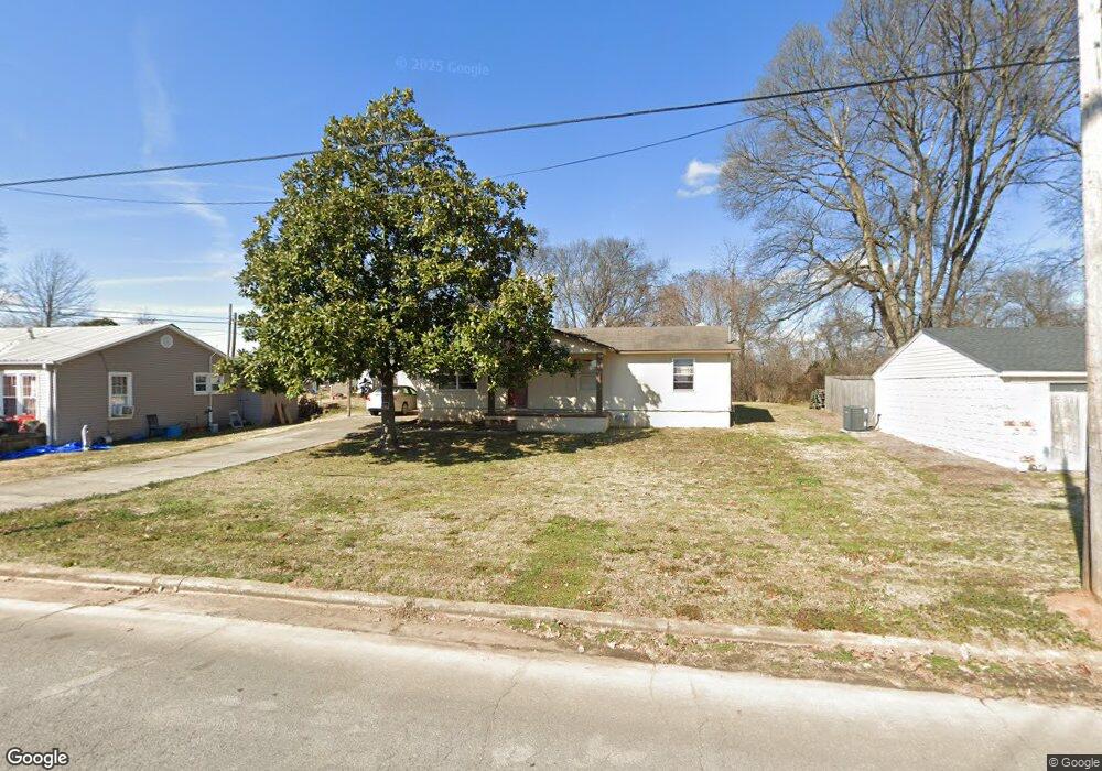 1109 Park St, Florence, AL 35630 - photo 1