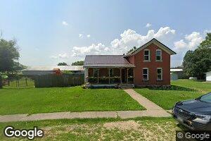 206 E Webster St, Wyoming, IA 52362