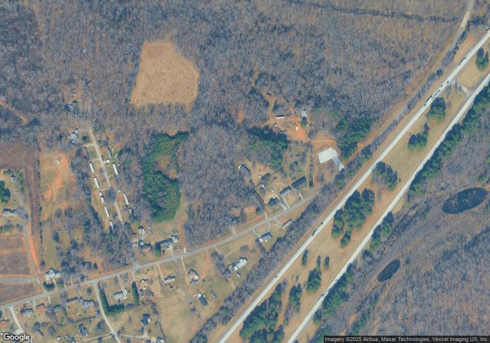 927 River Hill Rd, Statesville, NC 28625 - photo 1