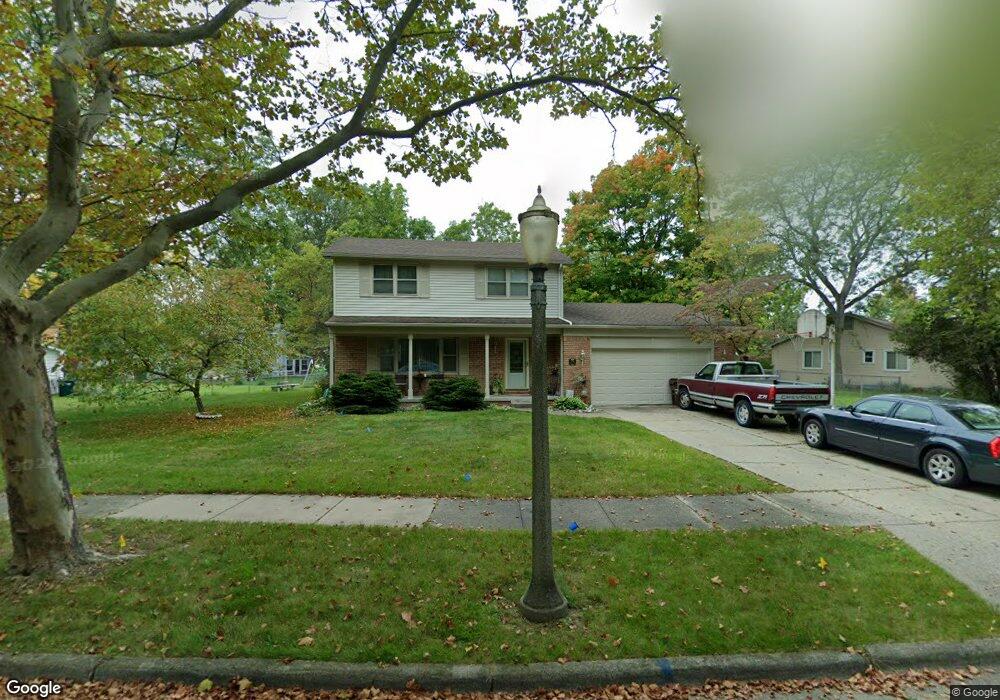 3715 Inverary Dr, Lansing, MI 48911 - photo 1