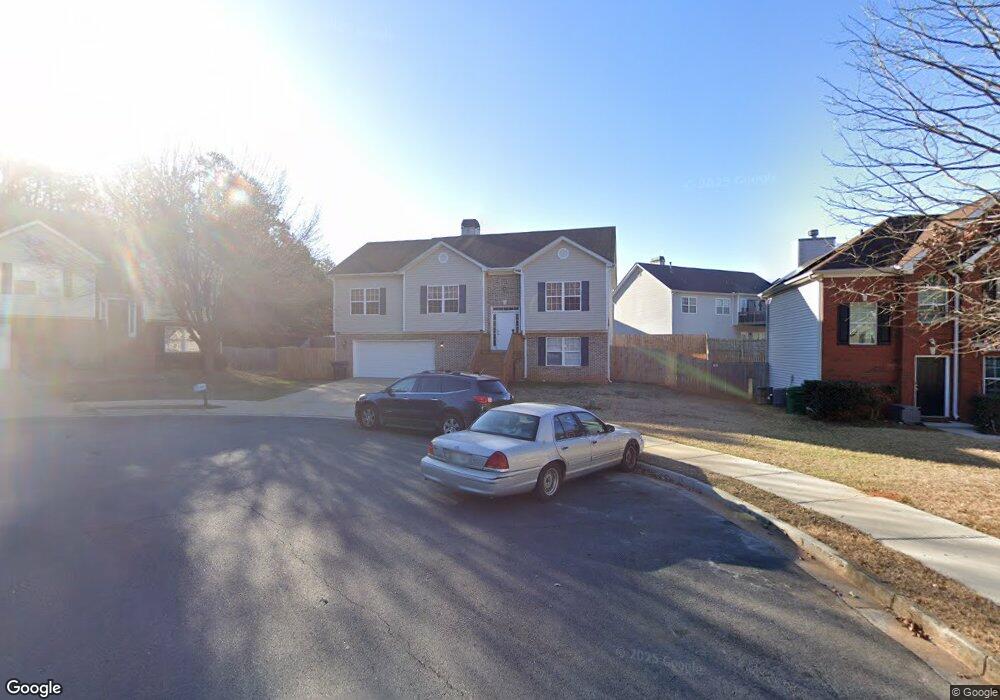 1596 Queen Elizabeth Dr, Locust Grove, GA 30248 - photo 1