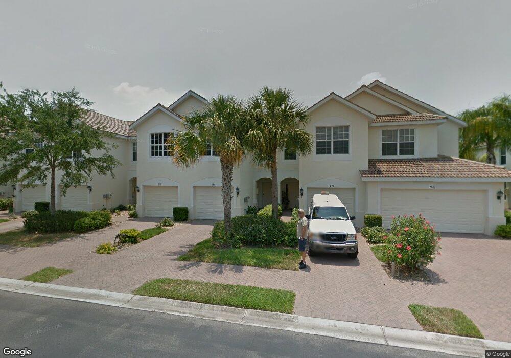 936 Hampton Cir, Naples, FL 34105 - photo 1