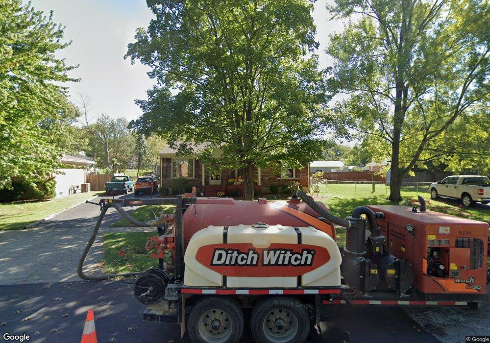 9213 Pagoda Dr, Louisville, KY 40229 - photo 1