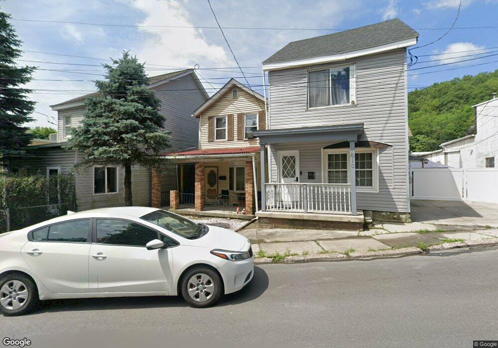 608 Pine St, Tamaqua, PA 18252 - photo 1