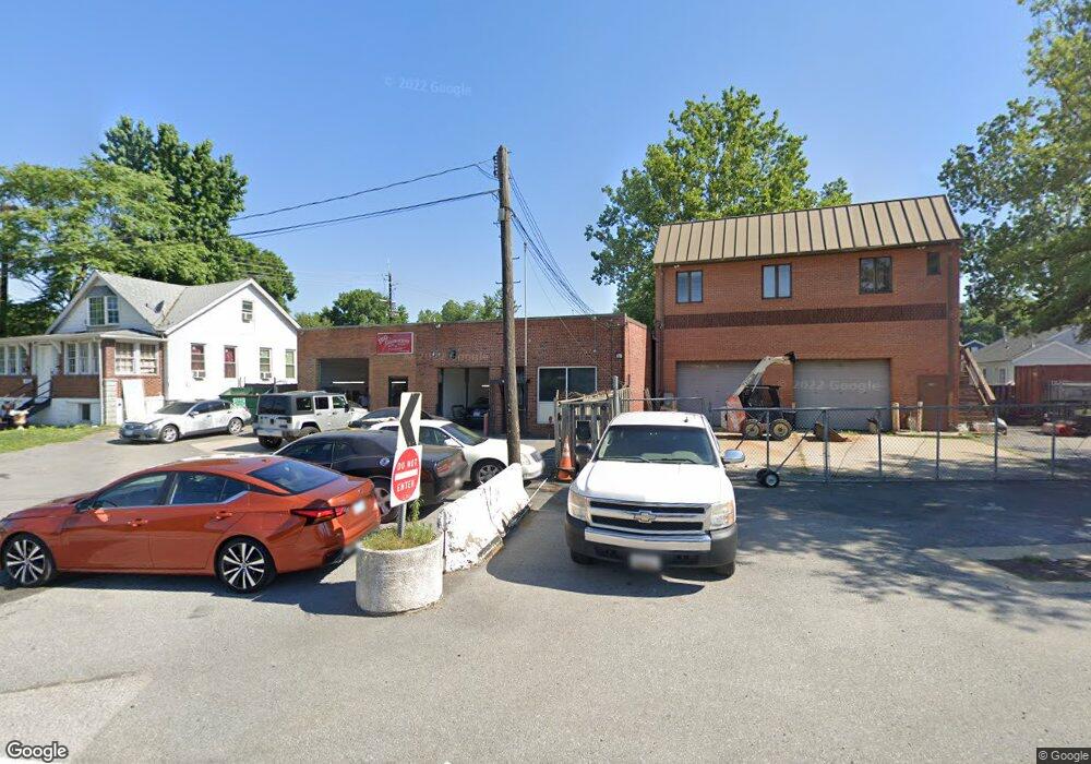 5702 Tuxedo Rd, Hyattsville, MD 20781 - photo 1