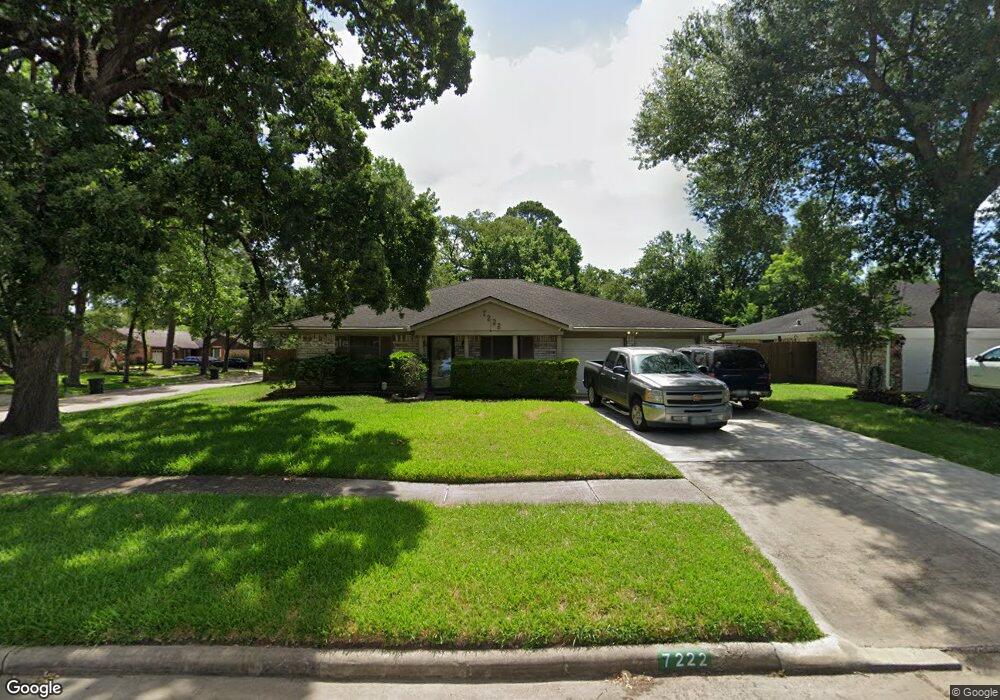 7222 Fairway Ct, Houston, TX 77088 - photo 1
