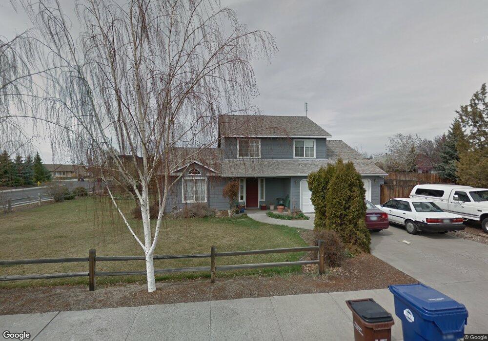 771 NW 21st Ct, Redmond, OR 97756 - photo 1