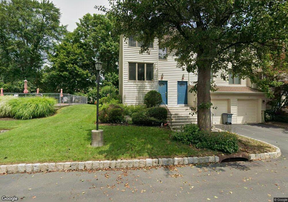 22 L Ambiance Ct, Bardonia, NY 10954 - photo 1