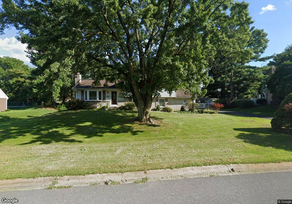 272 Highview Dr, Leola, PA 17540 - photo 1