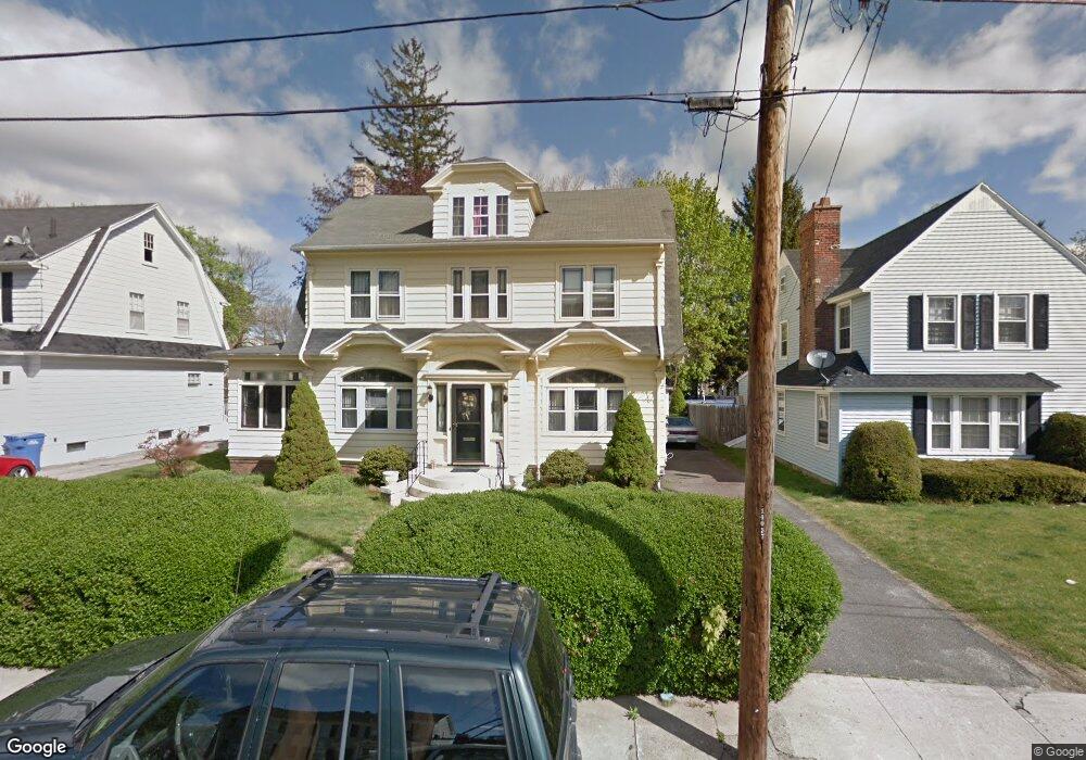 48 Kaytonne Ave, Waterbury, CT 06710 - photo 1