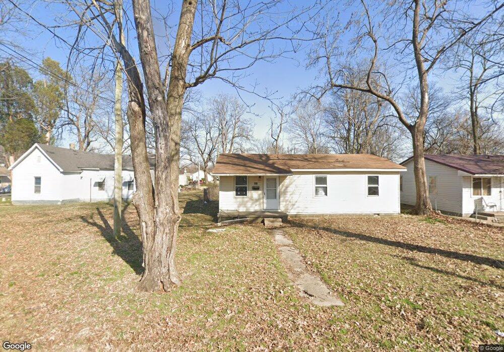 621 Hunter St, New Madrid, MO 63869 - photo 1