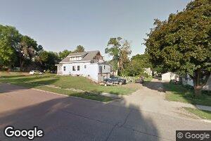 206 8th St, Alton, IA 51003