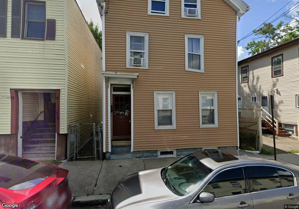 240 Charles St unit 1, Cambridge, MA 02141 - photo 1