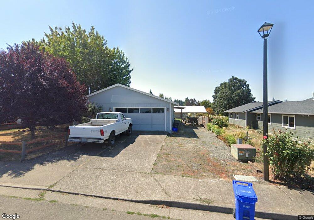 704 Shirley St, Molalla, OR 97038 - photo 1