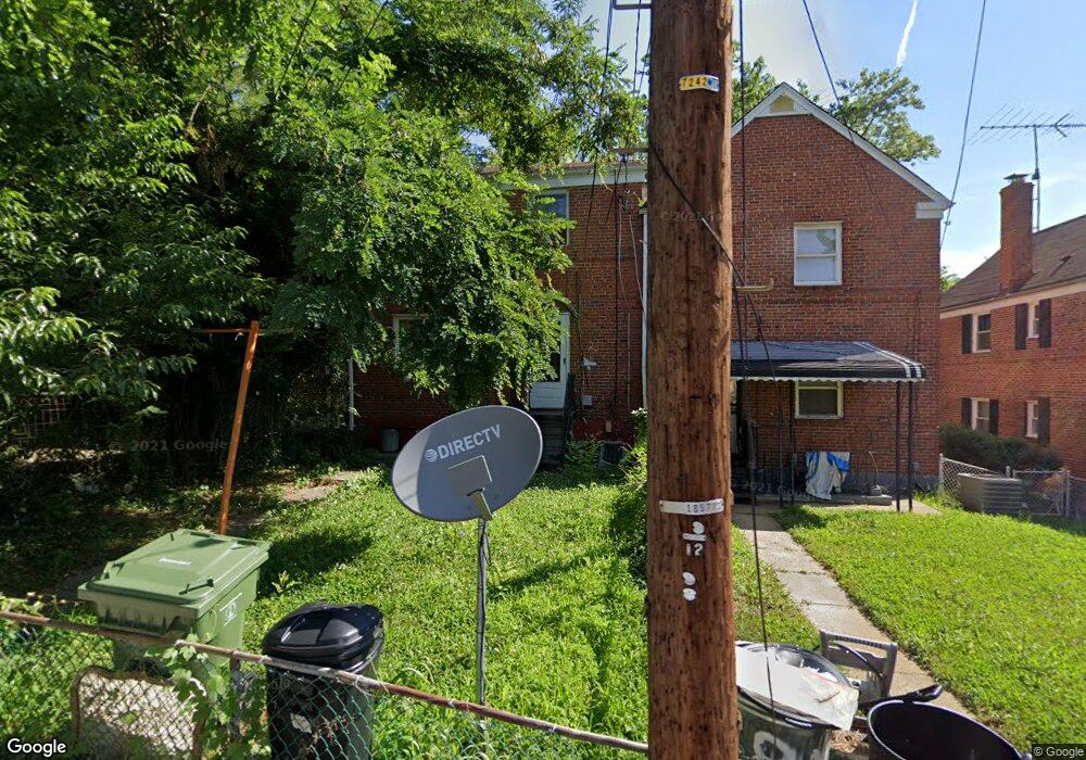 3813 Stokes Dr, Baltimore, MD 21229 - photo 1