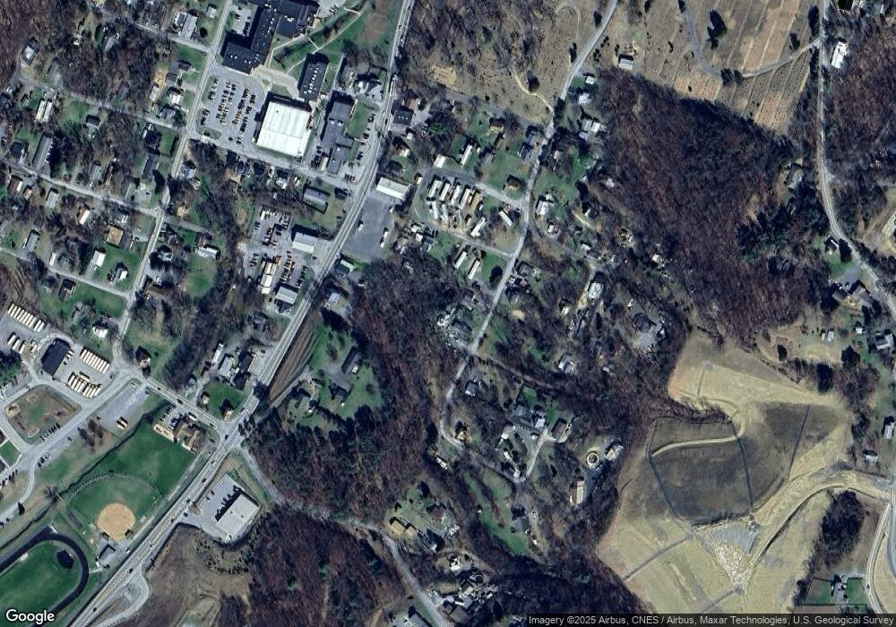 1 Hardwood St, Berkeley Springs, WV 25411 - photo 1