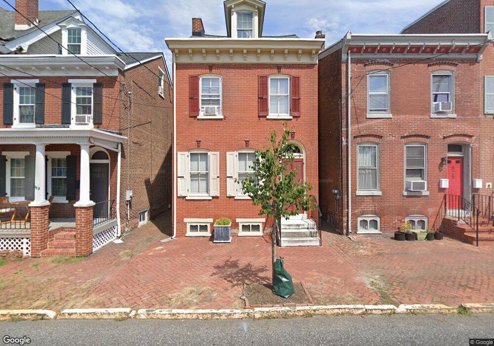 527 Delaware St, New Castle, DE 19720 - photo 1