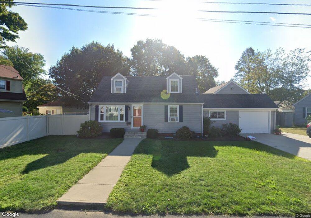 14 Thomas St, Warwick, RI 02886 - photo 1