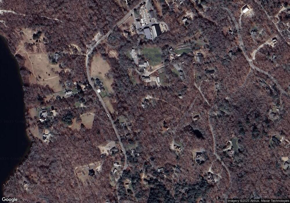 15 Log Cabin Rd, Vineyard Haven, MA 02568 - photo 1