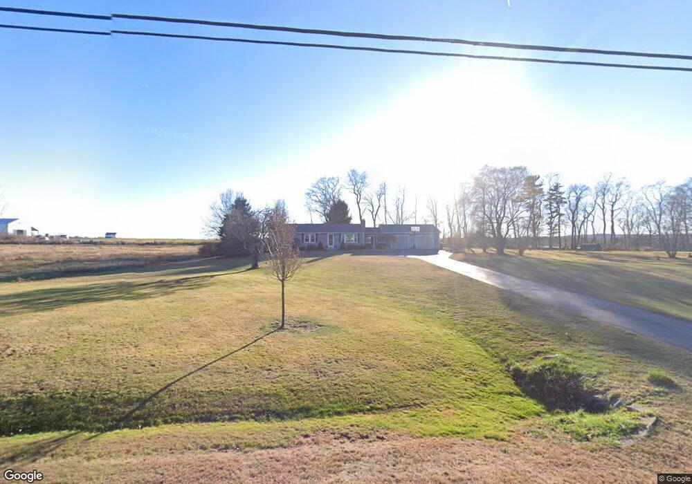 9 Raeder Dr, Stratham, NH 03885 - photo 1