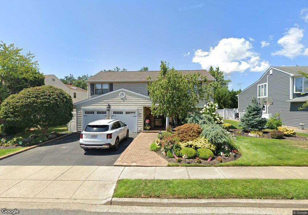 19 Ruth Place, Plainview, NY 11803 - photo 1