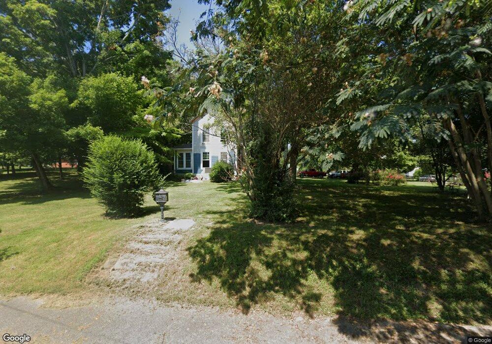 200 Bryant Ave, Dickson, TN 37055 - photo 1