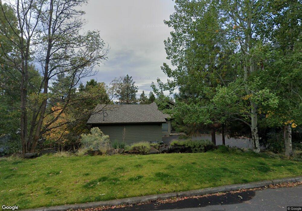 1643 NW Trenton Ave, Bend, OR 97701 - photo 1