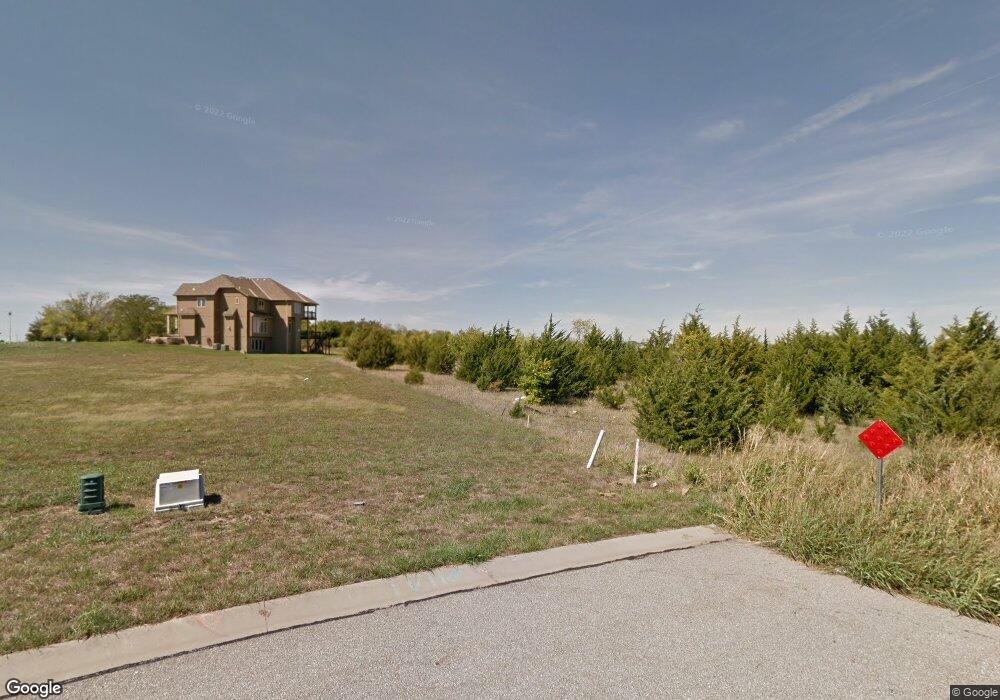 8124 Lone Elm Rd, Lenexa, KS 66220 - photo 1