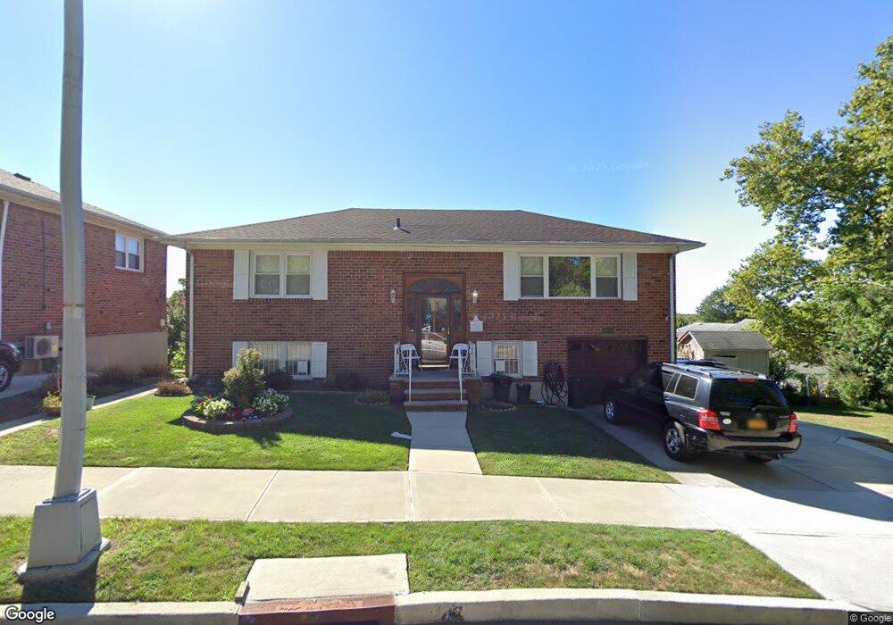 26116 72nd Rd, Glen Oaks, NY 11004 - photo 1