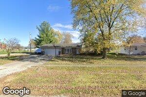 300 S Race St, Teutopolis, IL 62467