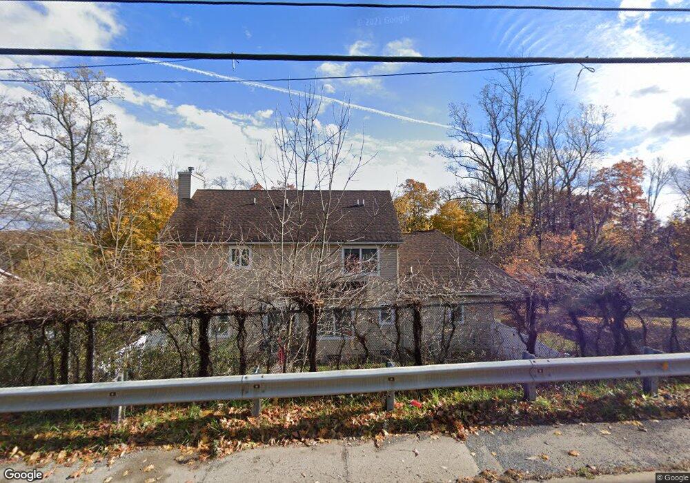 105 Lakeside Blvd, Hopatcong, NJ 07843 - photo 1