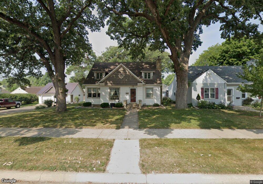 1302 4th St SW, Austin, MN 55912 - photo 1