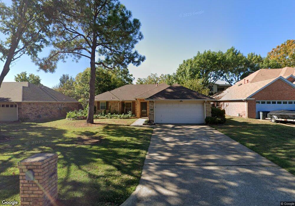 2027 Harwell St, Grapevine, TX 76051 - photo 1