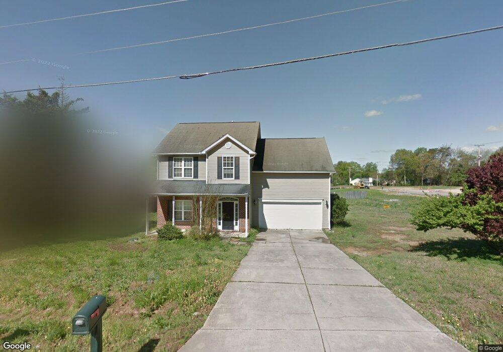 4105 Braddock Rd, High Point, NC 27265 - photo 1