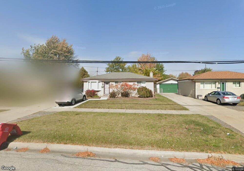 15755 Common Rd, Roseville, MI 48066 - photo 1