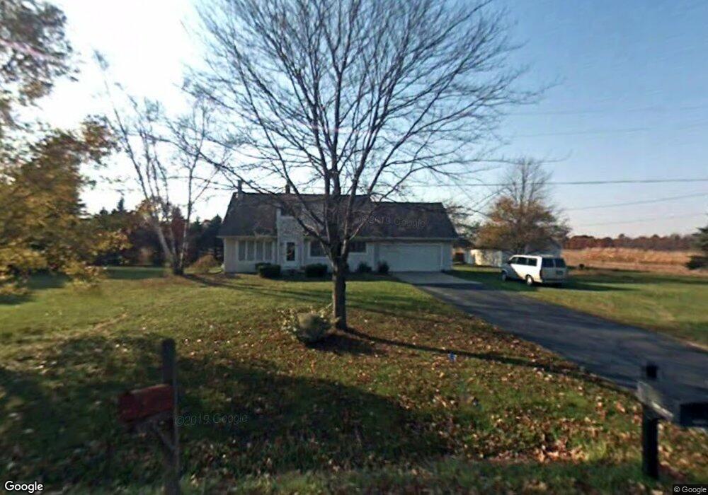 9050 Pettit Rd, Birch Run, MI 48415 - photo 1