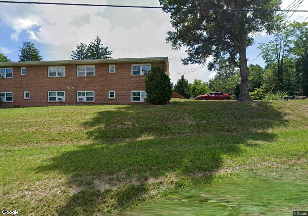 165 Tower Cir, Berkeley Springs, WV 25411 - photo 1