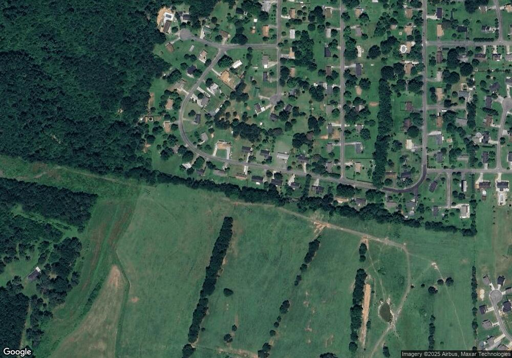 328 Flora Dr SW, Calhoun, GA 30701 - photo 1