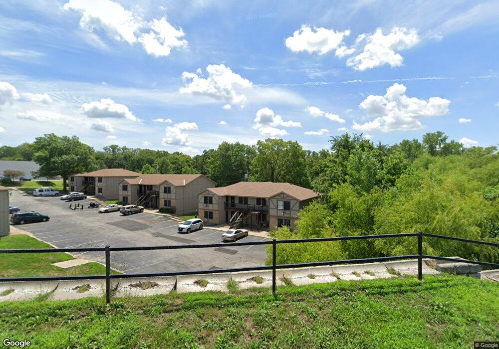 6326 Caenen Lake Rd unit A, Shawnee, KS 66216 - photo 1