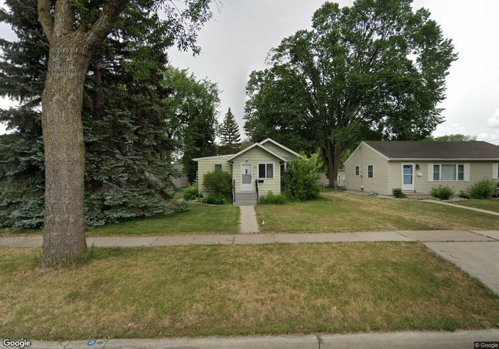 1734 3rd St N, Fargo, ND 58102 - photo 1