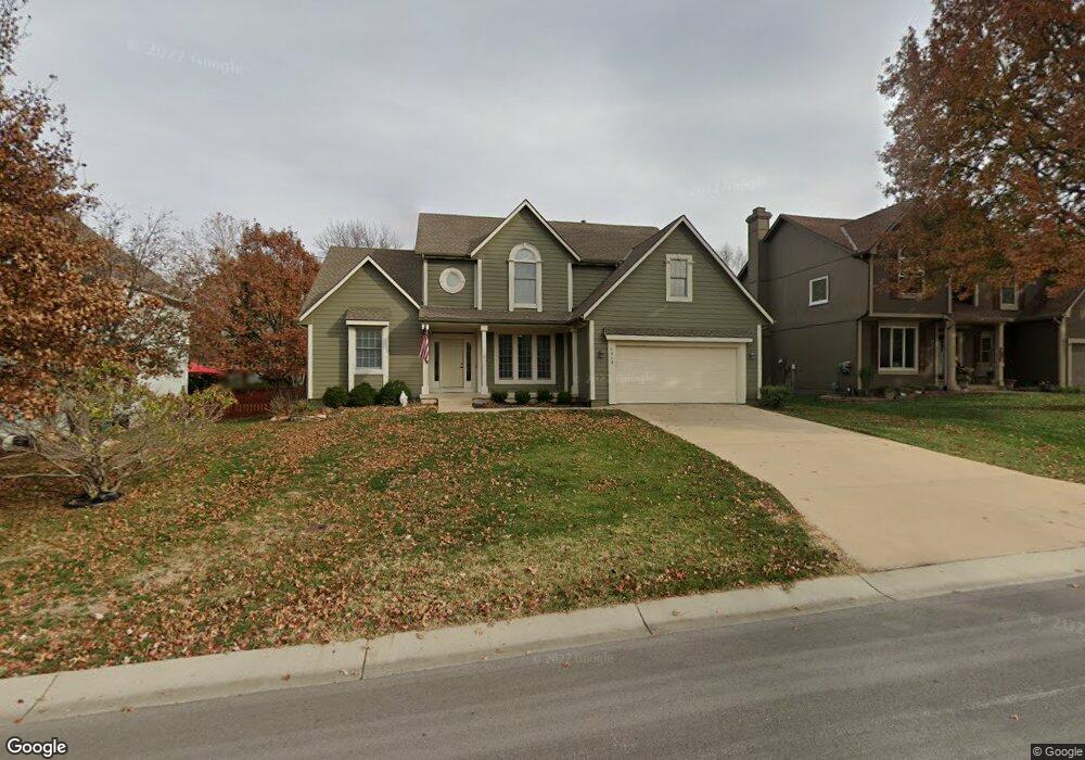 5413 Chouteau St, Shawnee, KS 66226 - photo 1