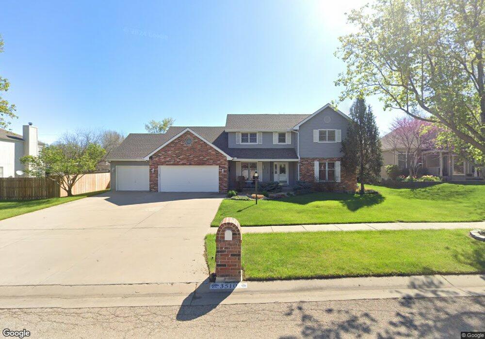 3510 SW Ashworth Ct, Topeka, KS 66614 - photo 1