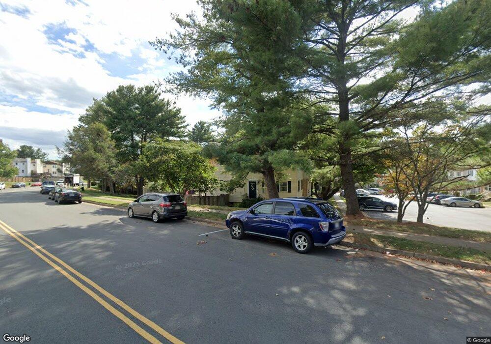 3098 Winter Pine Ct, Fairfax, VA 22031 - photo 1