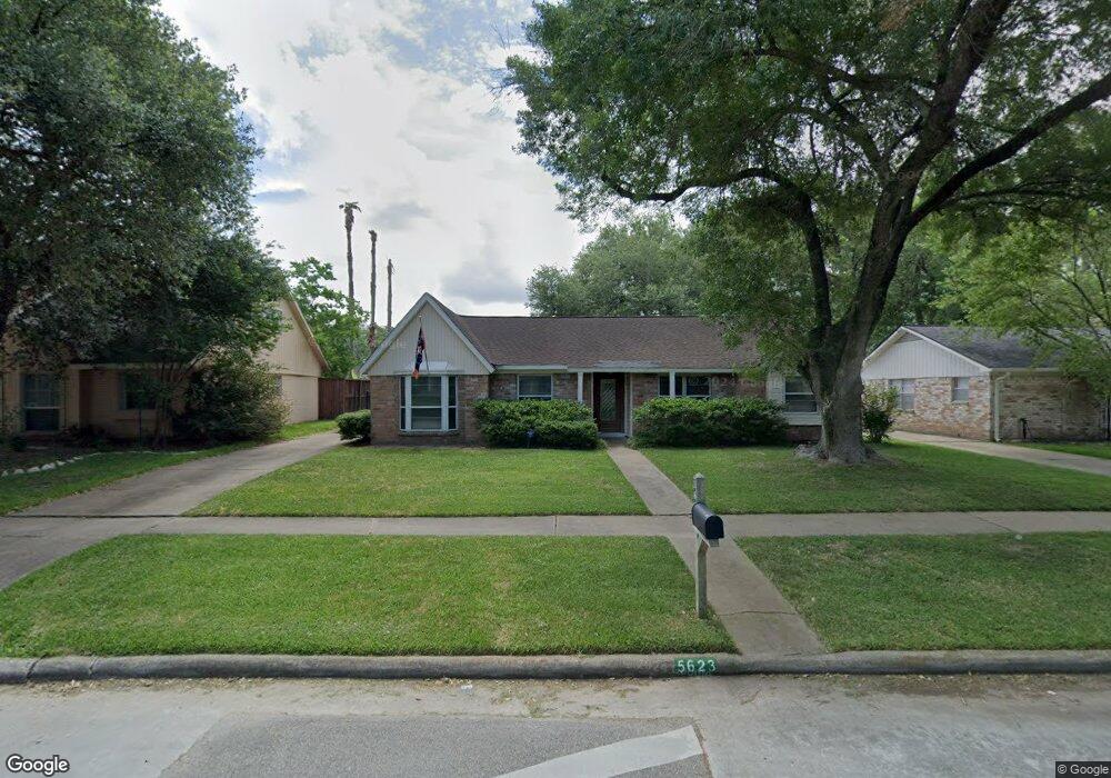 5623 Long Creek Ln, Houston, TX 77088 - photo 1